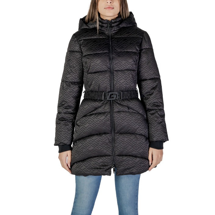 Guess® Cazadora Mujer Otoño/Invierno - Diseño Negro con Capucha, Cuello Alto y Cremallera